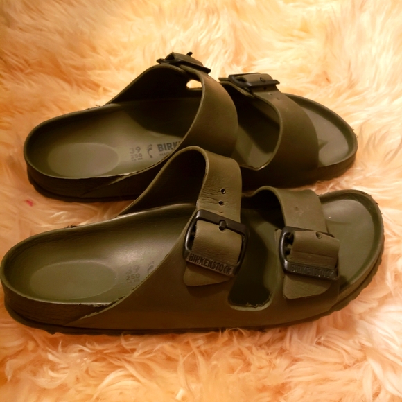 COPY - BIRKENSTOCK Arizona Essentials Sandals - Picture 3 of 3